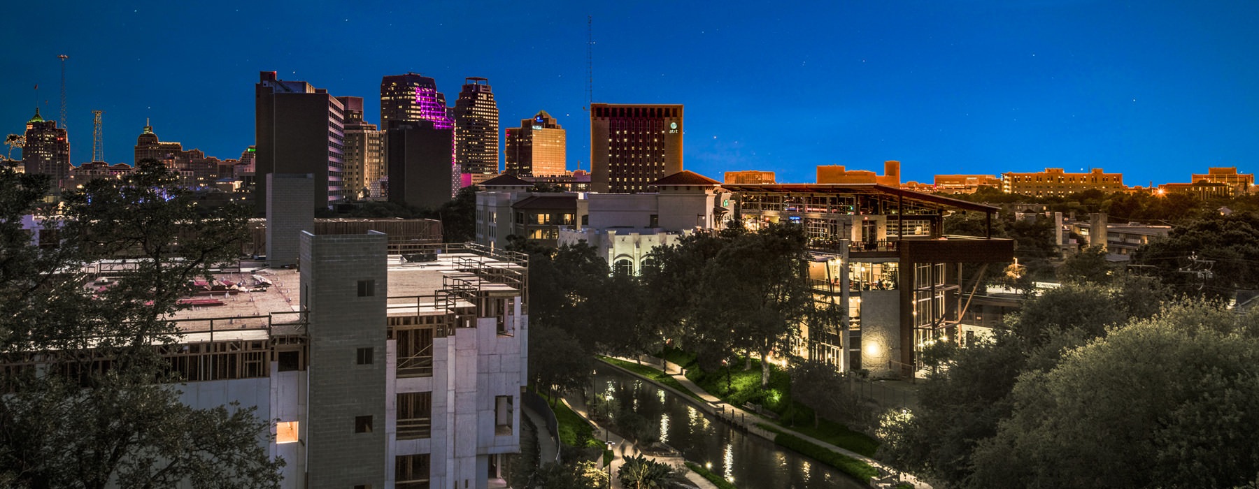 rooftop deck views of Riverwalk